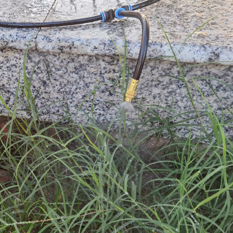 万向微喷雾化浇水喷头自动浇花可调家庭花园别墅喷快插喷雾喷嘴器