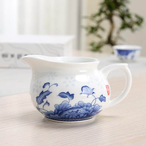 家用青花瓷公道杯功夫茶具茶海陶瓷分茶器茶水分离杯匀杯白瓷盛茶