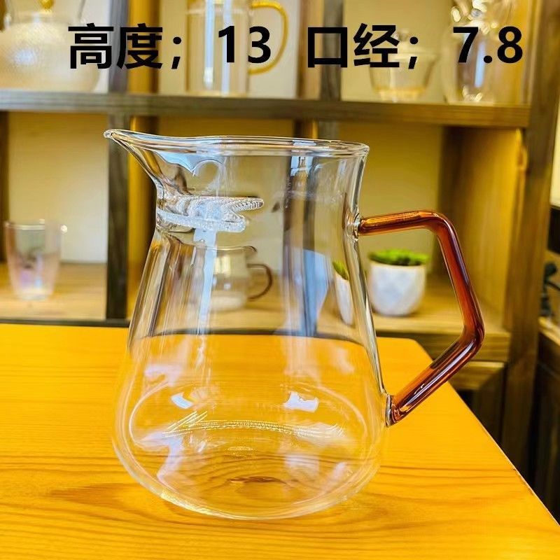 防爆大容量玻璃月牙公道杯茶漏一体分茶器耐高温加厚玻璃月牙公杯 - 实物图