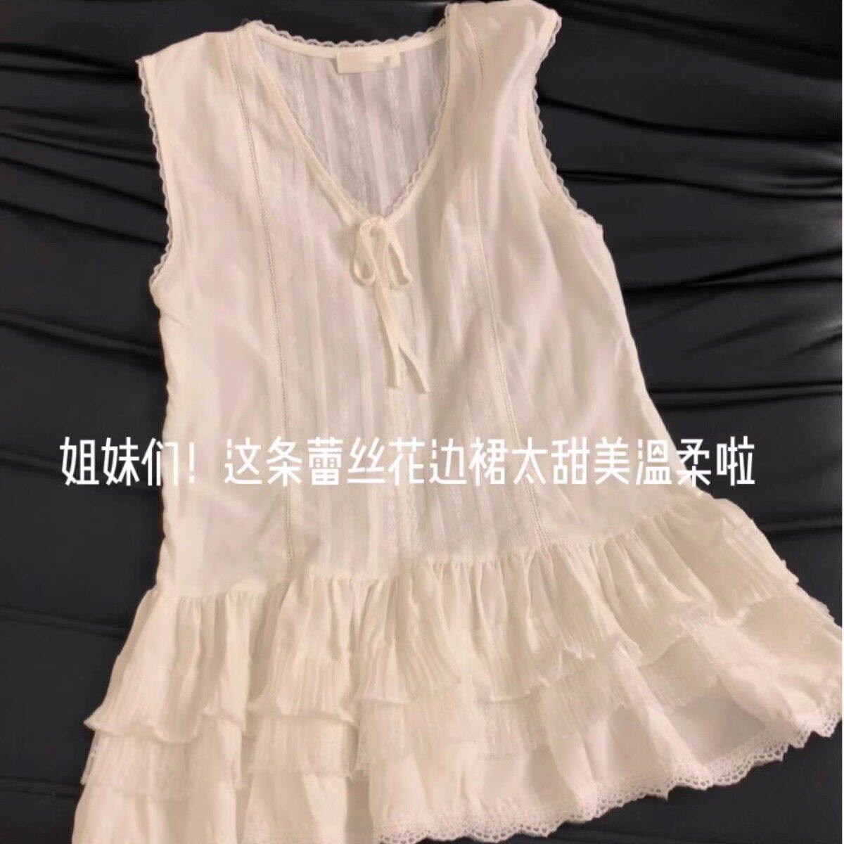 温柔甜美白色蕾丝花边下