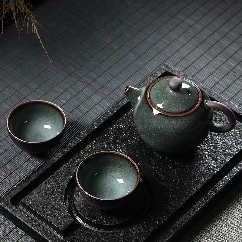 龙泉青瓷一壶两杯功夫茶具套装家用冰裂茶壶陶瓷西施壶二品茗茶杯