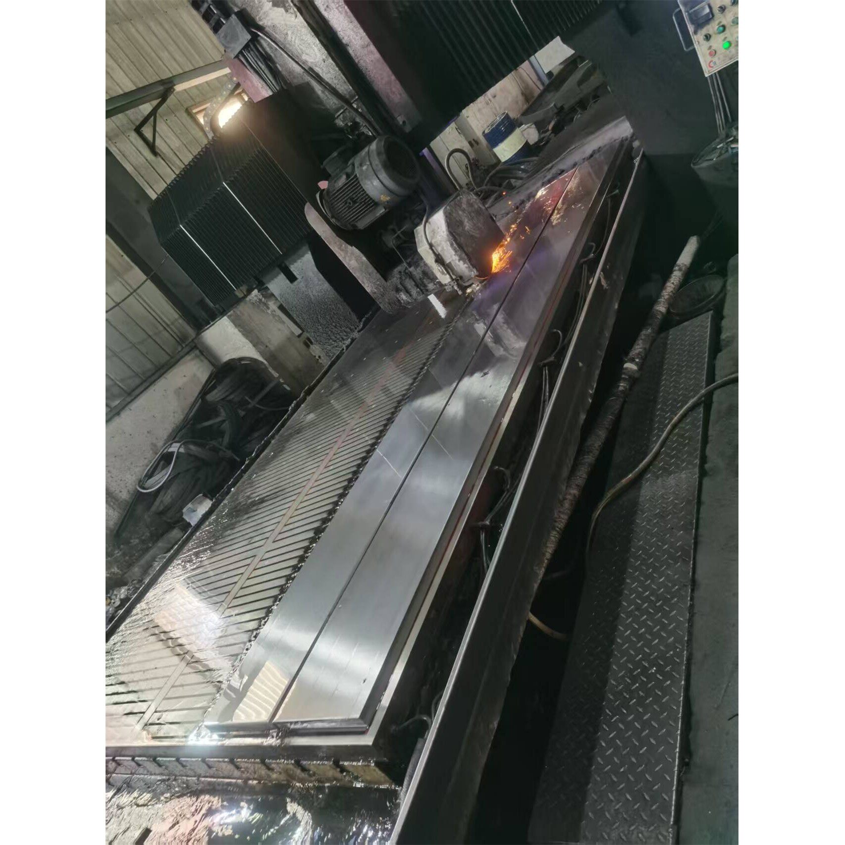 Cr12MoV圆钢棒模具钢材光板精板 P20工具钢热处理H13客制化