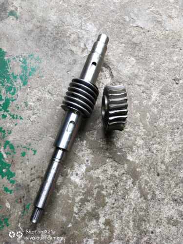 大连机床CD6140A/6150A/CDE6140车床配件26133蜗轮Z25蜗杆轴26758