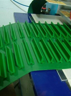 沈阳现货直销轻型绿色白色PVC PU输送带导条挡板裙边现场接头加工