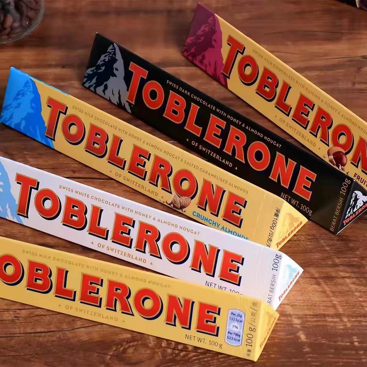 瑞士三角巧克力toblerone黑白巧牛奶坚果夹心进口休闲零食品送礼