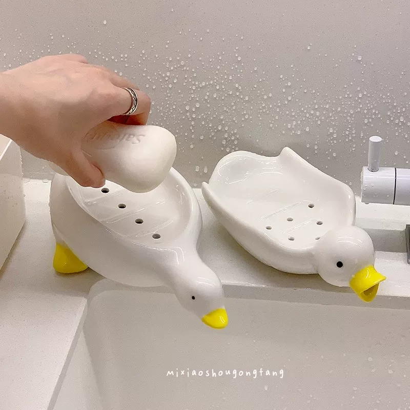 陶瓷可爱鸭子肥皂盒沥水家用卫生间洗澡香皂盒台面皂碟置物架摆件