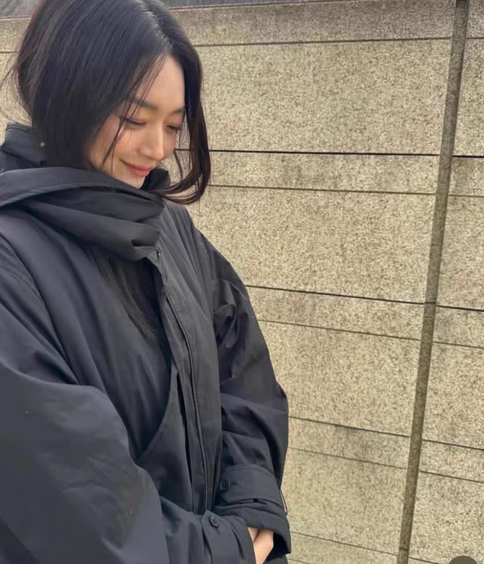 韩国品牌 fermata 围巾领 连帽风衣棉服