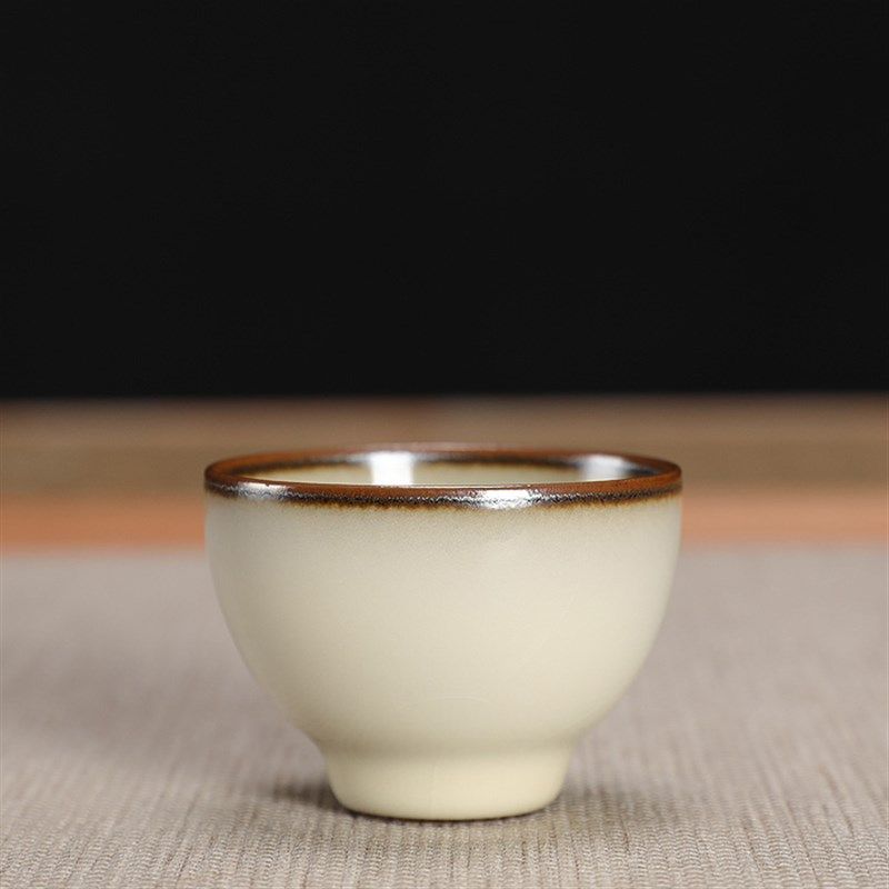 龚炳明手工杯龙泉市青瓷陶瓷茶具品茗杯蛋白釉主人杯普洱茶杯单杯