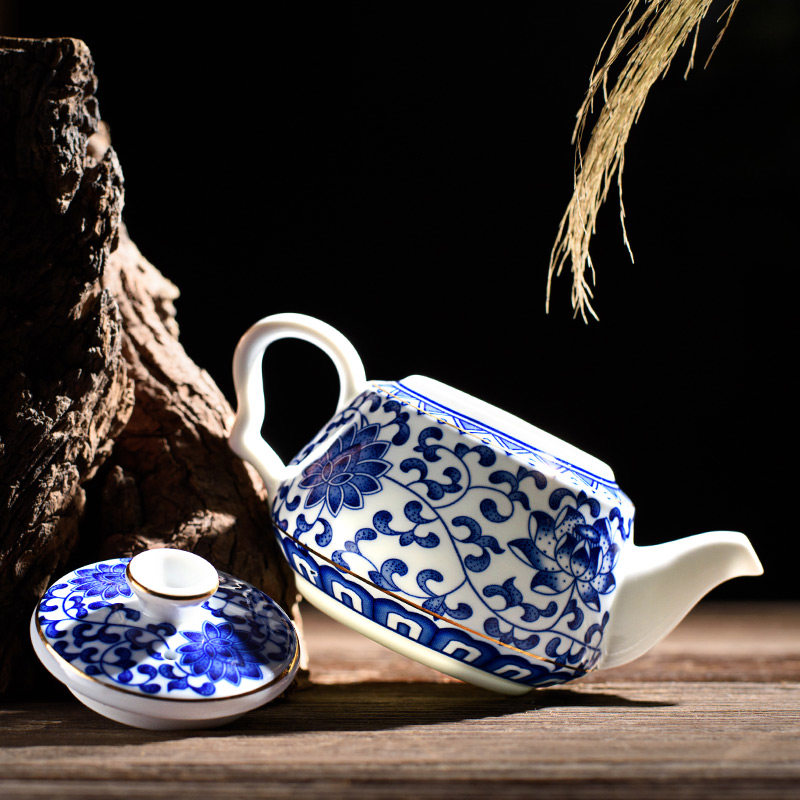 青花瓷茶壶陶瓷家用过滤耐热泡茶壶功夫茶具中式复古风祥云单壶