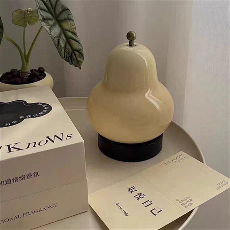 梨子灯奶油台灯卧室客厅创意奶油风触摸开关氛围高级感装饰小夜灯