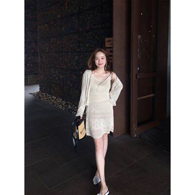 theWangs海边度假穿搭绝美不撞款吊带洋装女初夏独特漂亮小裙子
