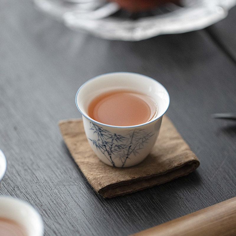 仿古手绘竹子品茗杯青花釉下彩家用茶杯功夫茶具主人杯