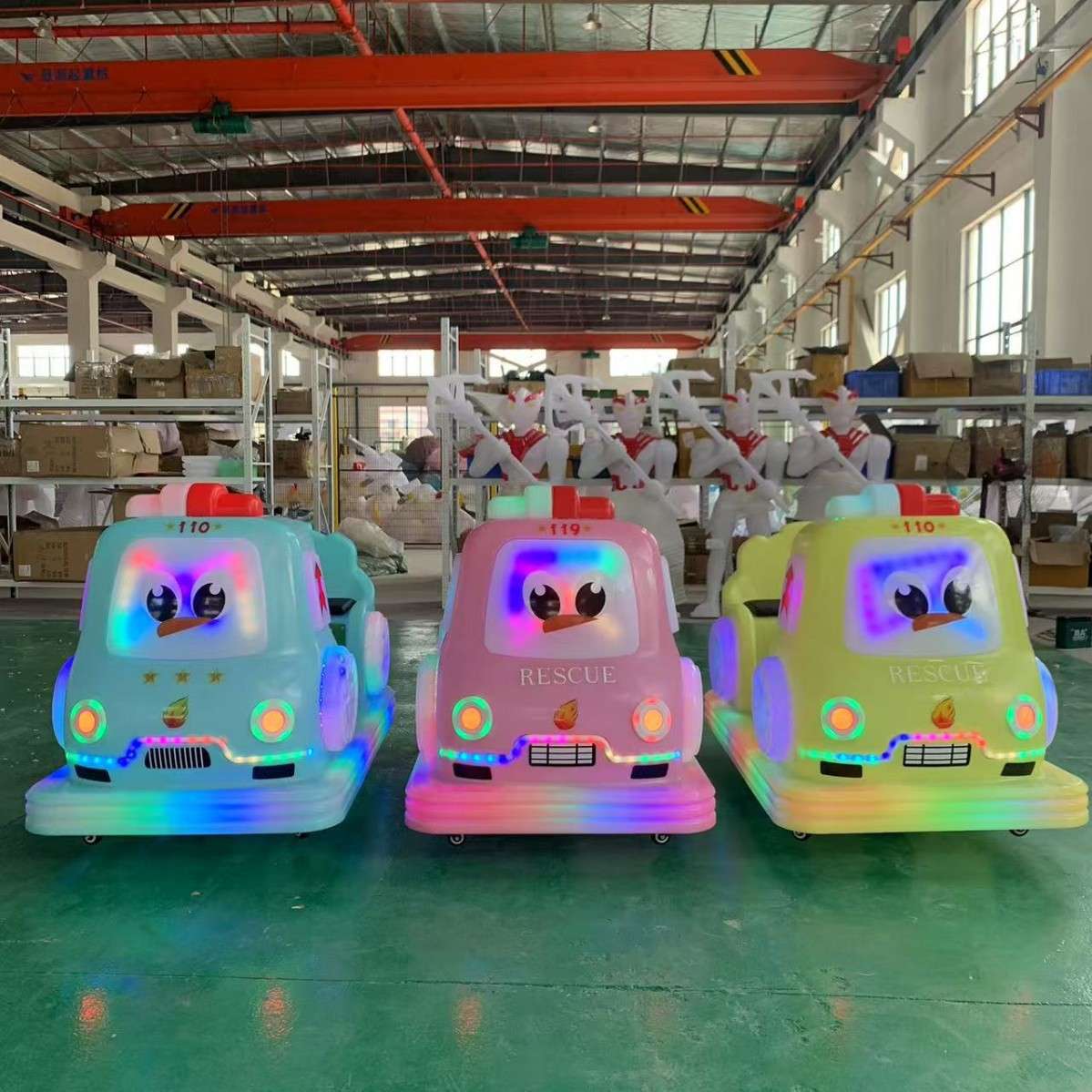 2025年游乐车新款广场摆摊卡丁车儿童车碰碰车雷霆音乐赛车电动