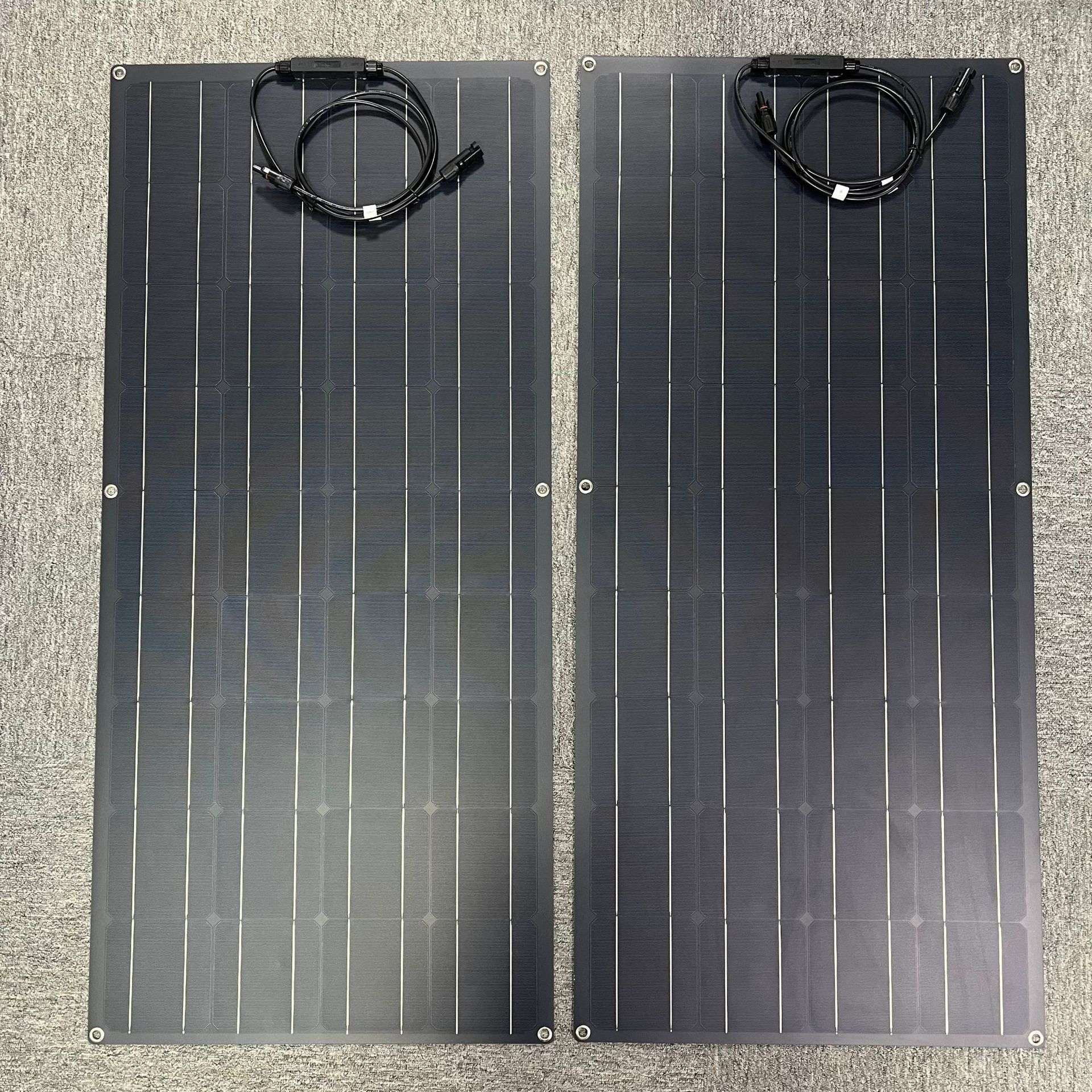 串联太阳能板120W/240W户外充电太阳能光伏组件房车游艇移动充电