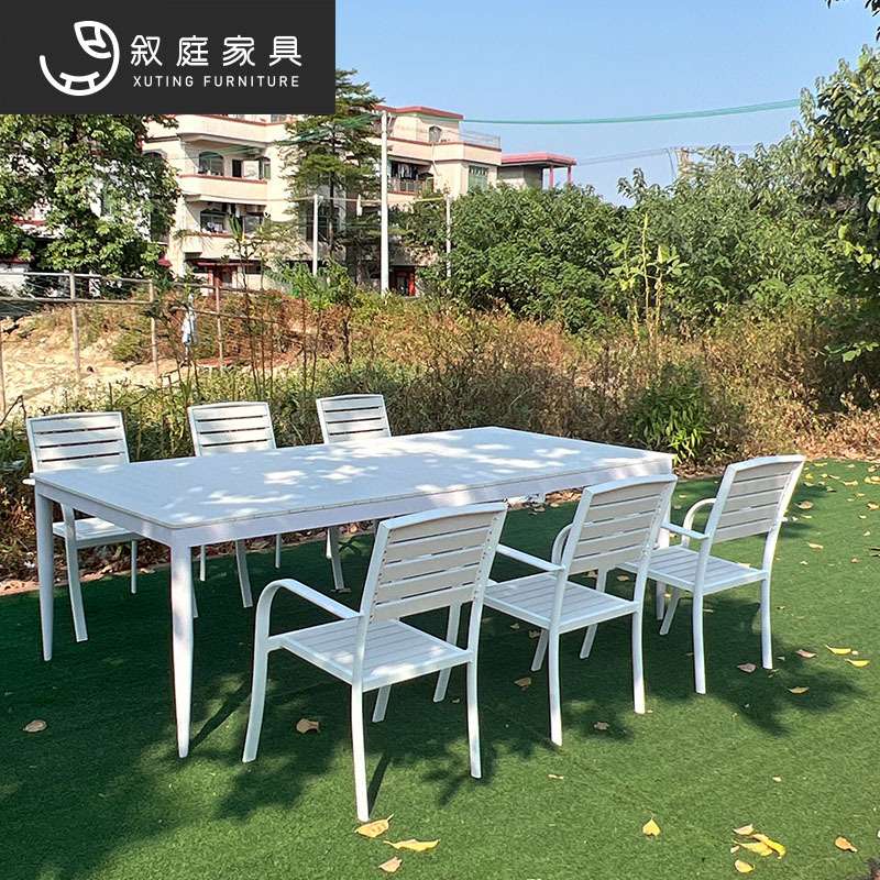 户外休闲桌椅金属奶茶店圆桌子现代简约咖啡室黑框长方桌椅组合