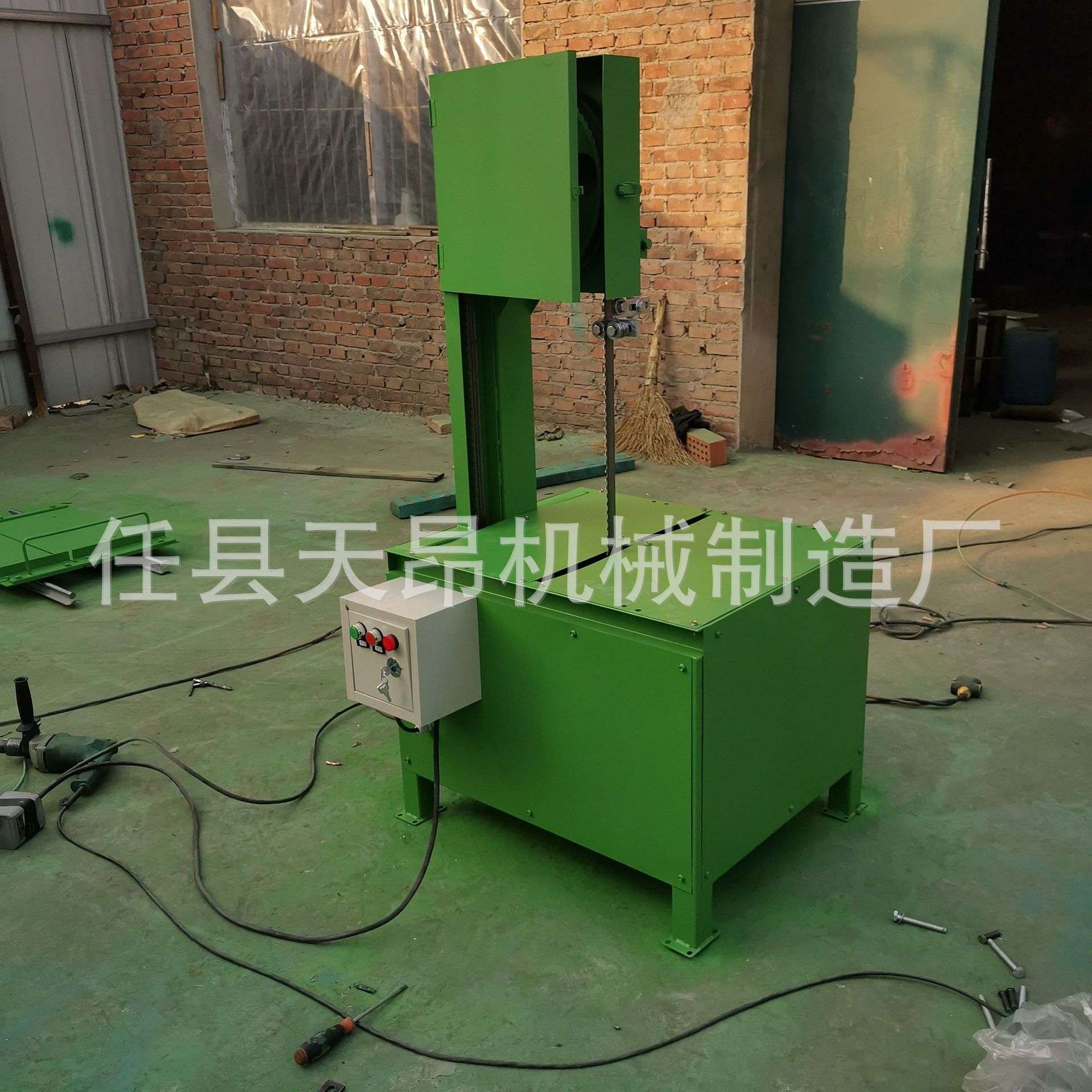 加气块地砖青花砖多功能电动切砖机石材泡沫砖切割机30立式切砖机