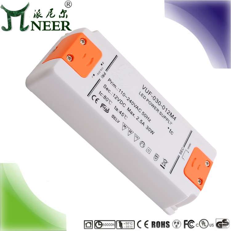 新品 保3年终身维护 40W1.67A 24V 高PF恒压薄电源 LED驱动