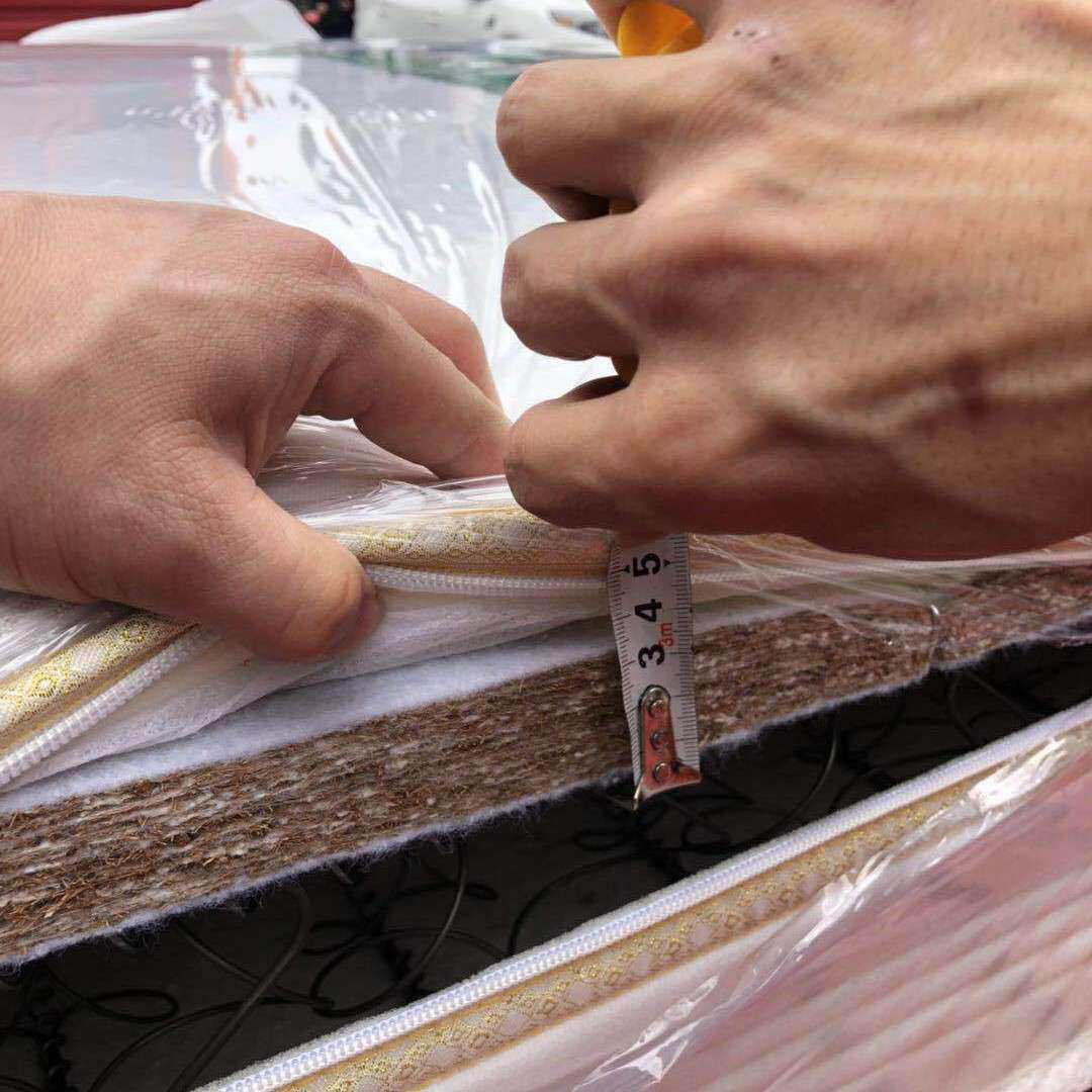 伊秒床垫豪华型厂家供应 柔软弹簧床垫
