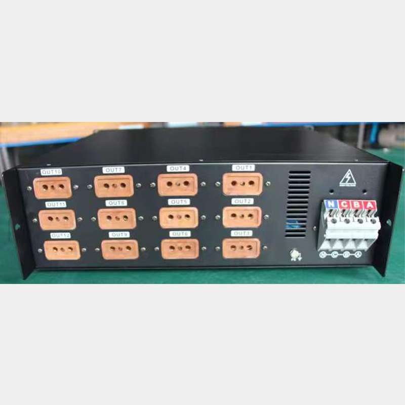 12路4KW 电源直通箱舞台灯光工程配电箱三相指示灯12路电源箱设备