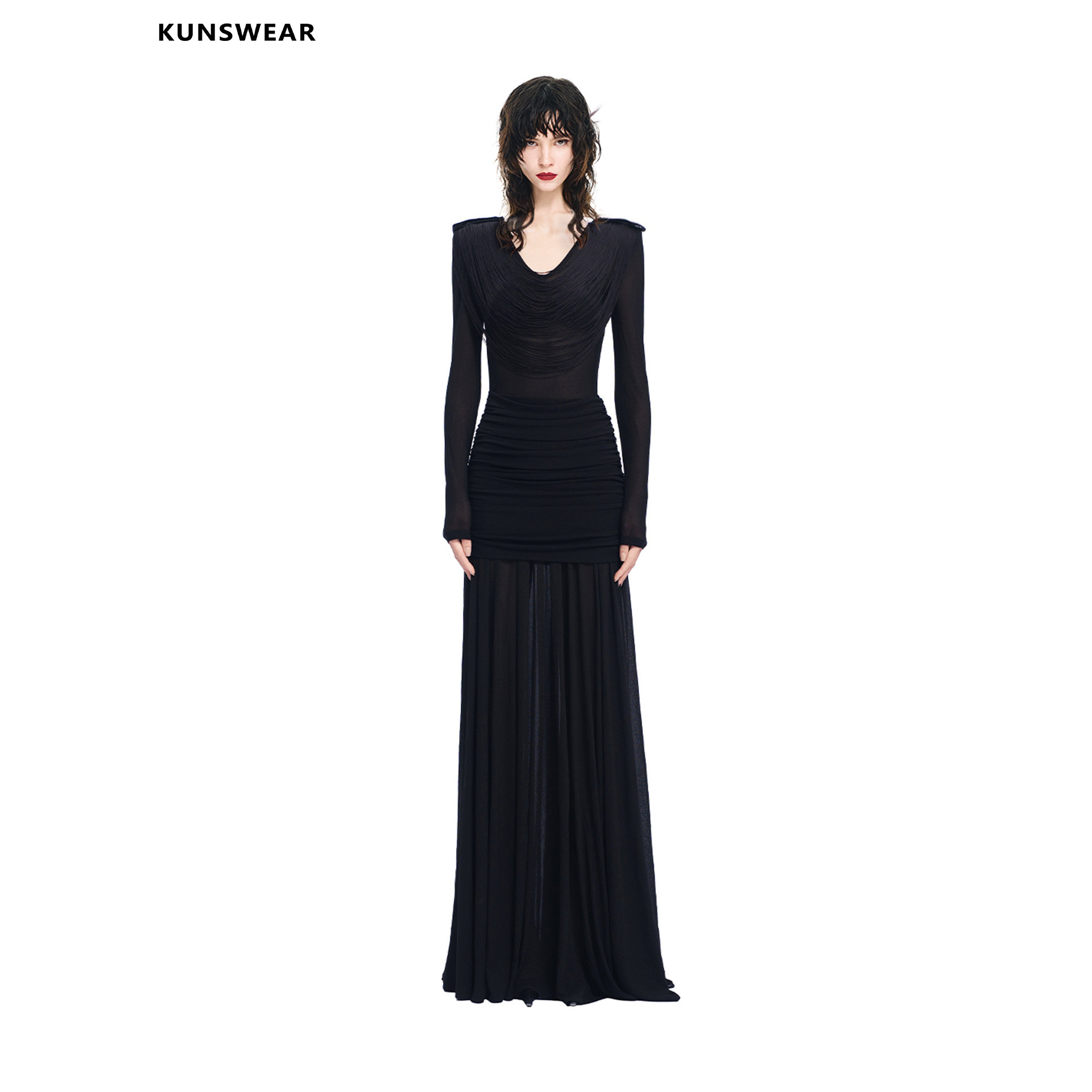 KUNSWEAR/琨丝薇尔26FA V领收腰鱼尾黑色礼服连衣长裙 844001130