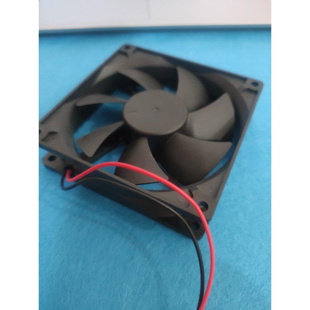 科荣富信散热风扇 红酒柜冷却风扇 9x9cm 12V电子半导体冰箱用风