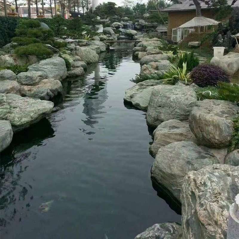景观置石厂家 天然水冲石用于草坪室外园林景观石 河冲泰山石
