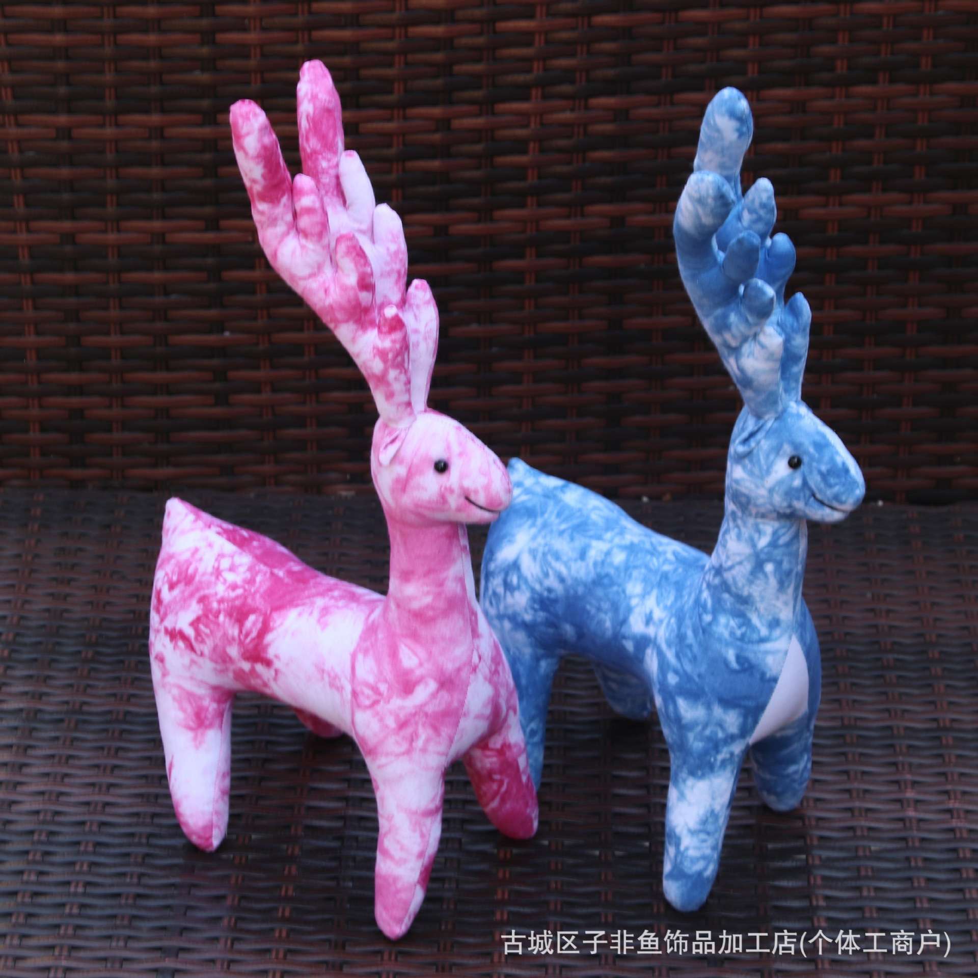 云南大理扎染梅花鹿小鹿长颈鹿摆件布娃娃