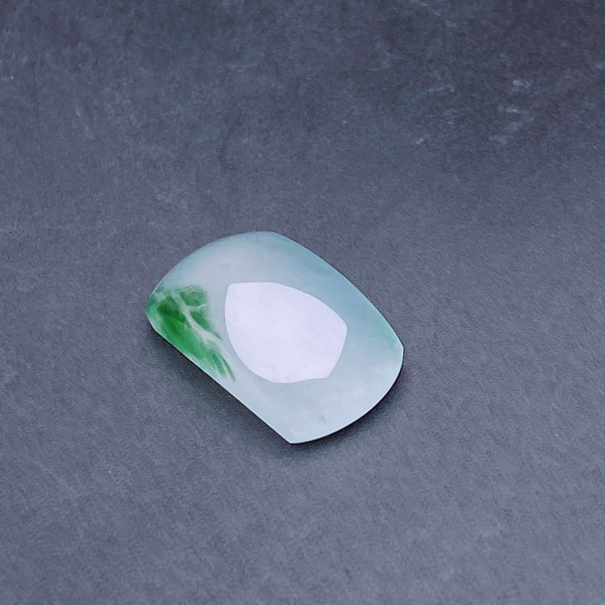 缅甸天然翡翠a货冰飘花马鞍戒面裸石fxj，尺寸：15.2-8.5-4.5mm