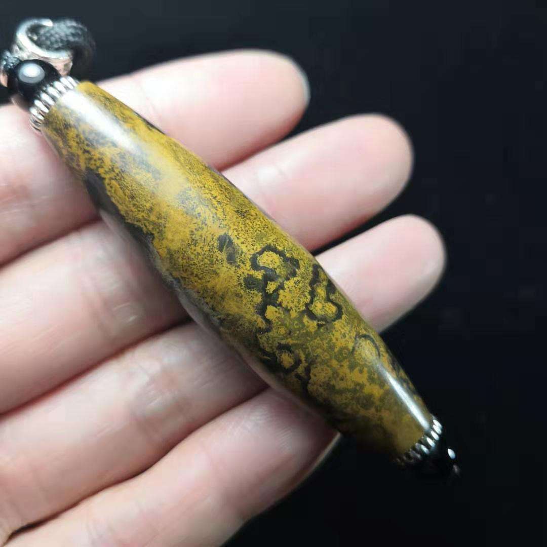 源头好货精选蒙天珠钱币石天珠勒子 收藏佳品九眼石页岩蒙天珠批