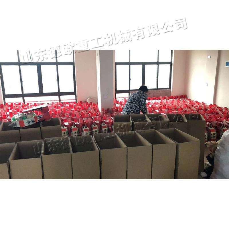 供应大豆点播机 7嘴12嘴手推式滚轮播种机 放弃传统人工弯腰刨坑