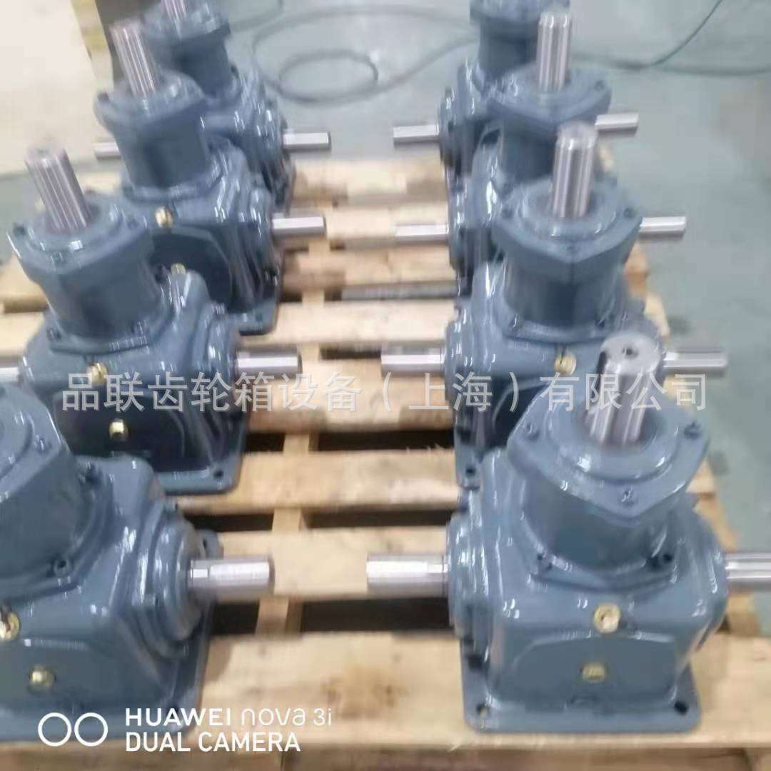 品联T6-1:1-1-LR-B3换向器十字T型转向箱齿轮箱减速机直角转向箱