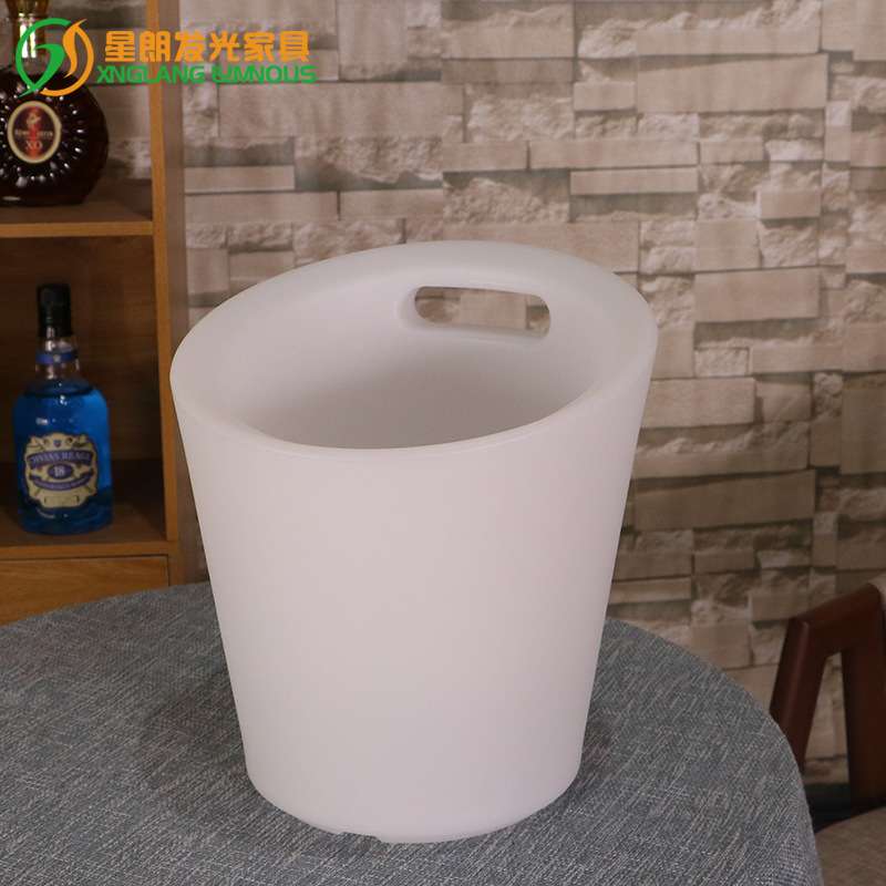 发光冰桶手提香槟桶跨境爆款酒吧啤酒桶防水塑料led七彩酒吧用品