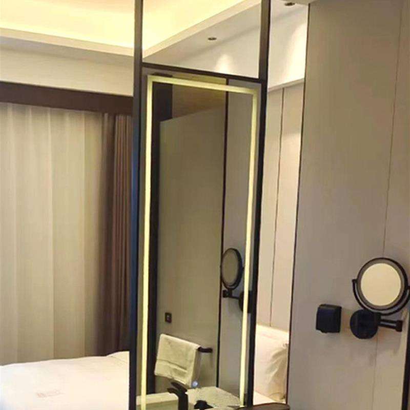 酒店吊镜亚朵智能吊杆浴室镜铝合金不锈钢边框天花板悬空吊挂镜子