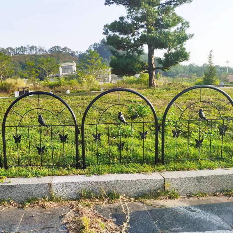 厂家供应小篱笆铁艺网格花架庭院布置花圃装饰花园别墅铁艺小围