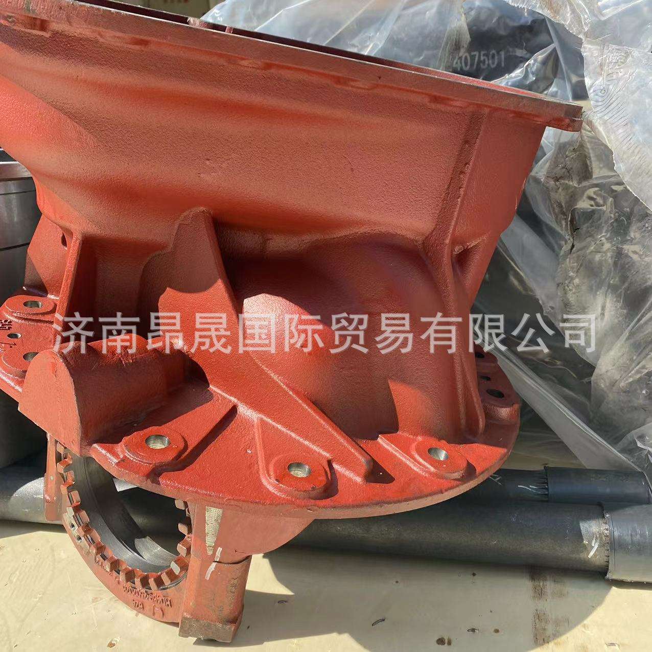 供应山东临工配件4110001187151 HD90149326080 中桥主减速器总成