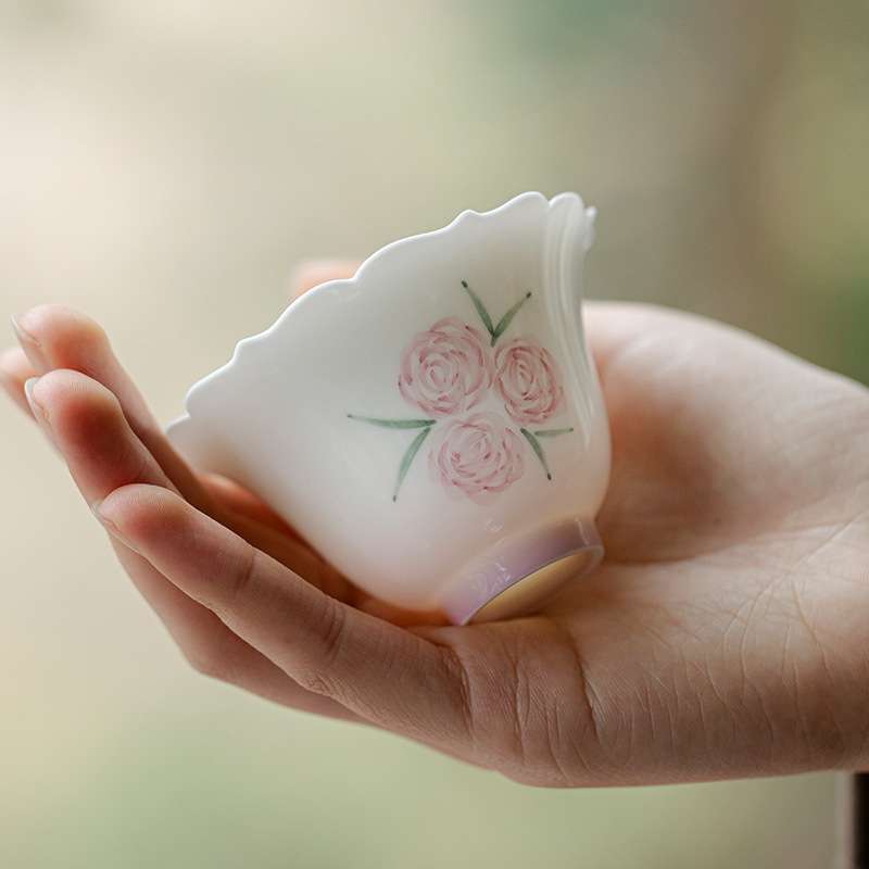 弥言纯手绘玫瑰花茶杯家用品茗杯手工陶瓷花口主人杯单杯喝茶杯子图片