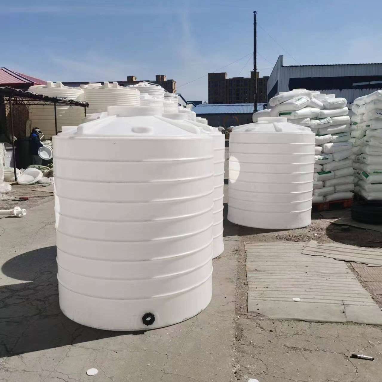 滚塑3吨水泥减水剂储罐3000L外加剂水塔3立方聚羧酸储水桶化工桶