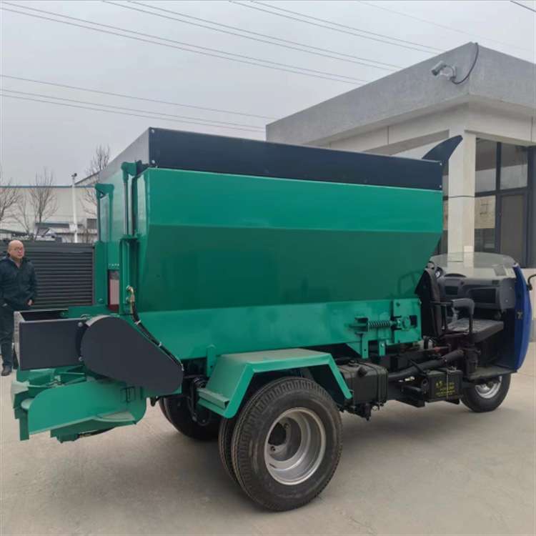 农家肥粪便撒粪车 牛粪清理抛洒机 双螺旋鸡粪撒粪机
