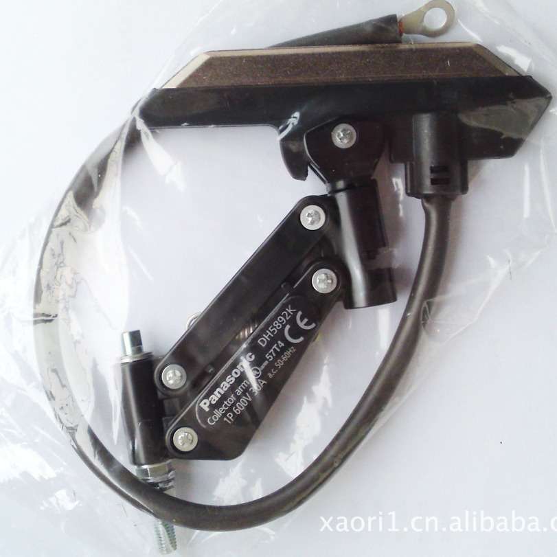 起重机集电刷 集电器集电环 石墨铜集电刷 滑线集电刷 滑触线380v