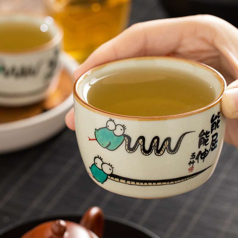 汝窑能屈能伸蛇年茶杯主人杯陶瓷单杯高档个人专用开片品茗杯