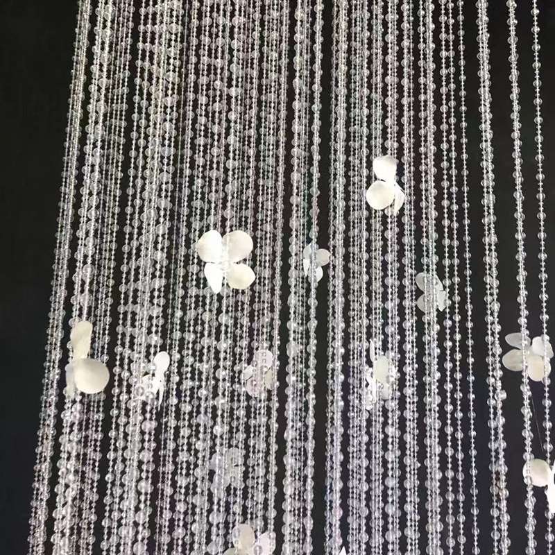 婚礼堂吊顶装饰成品亚克力留恋吊件婚庆舞台背景花瓣珠帘装饰道具