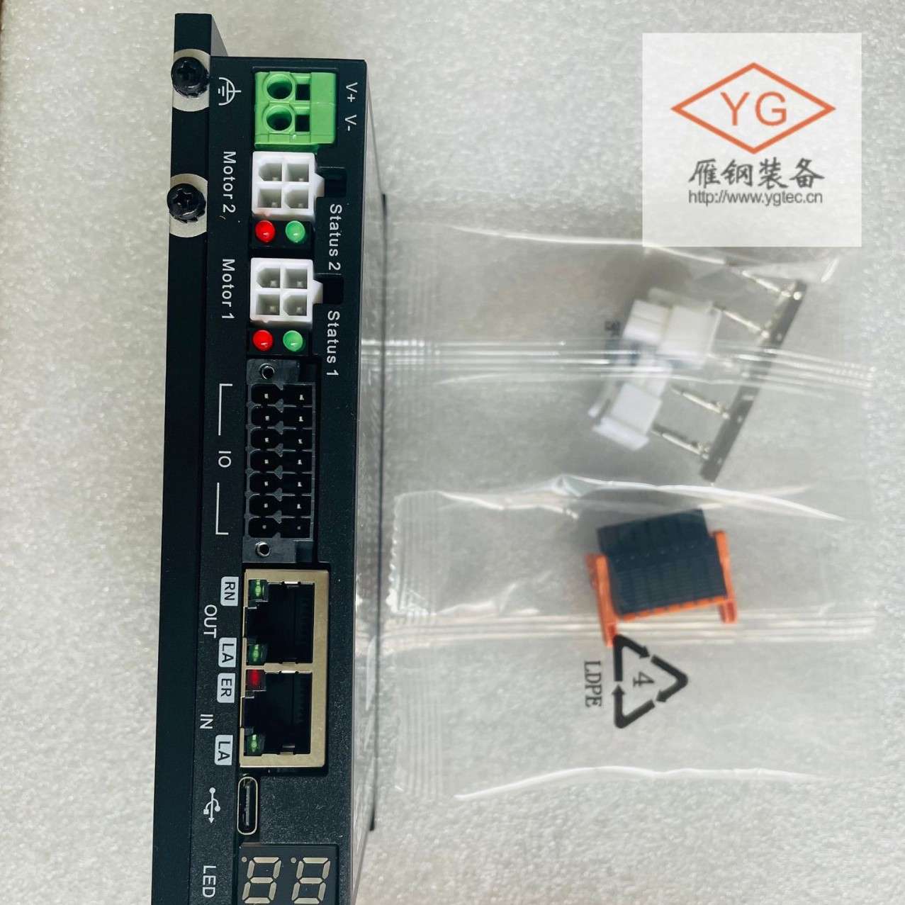 MOON'S 鸣志 STF系列 总线控制型步进驱动器 STF05-2XU-ECX