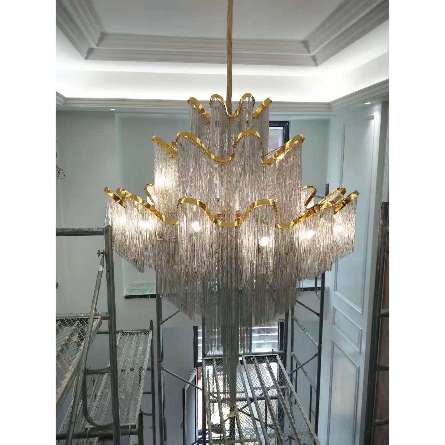 新款后现代轻奢创意个性铝链流苏客厅吊灯餐厅卧室楼梯复式楼灯具