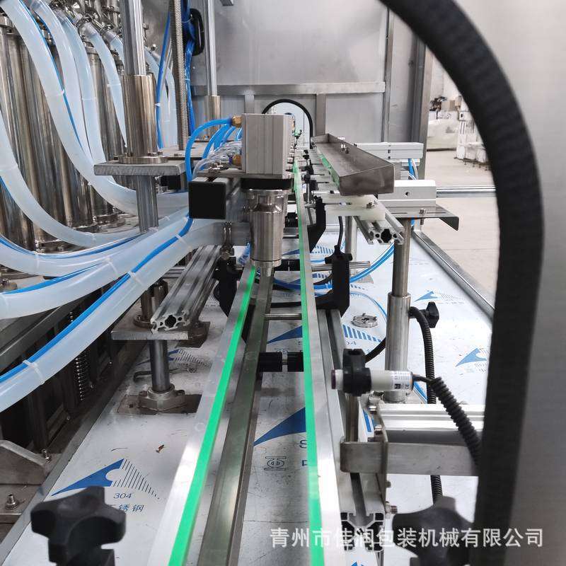 直线调味品灌装机 味极鲜生抽灌装机 酱油醋灌装机 玻璃水灌装机