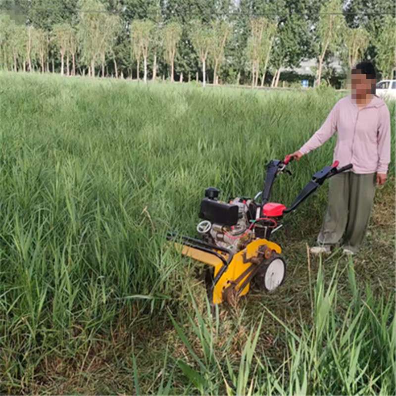 新式四驱除草机旋耕双离合自走式碎草还田机锄草果园割草机械