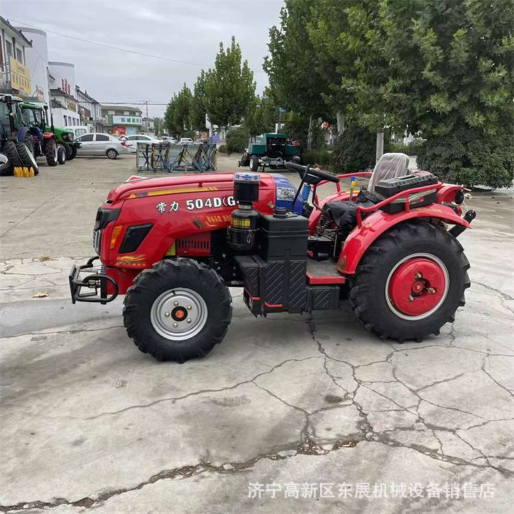 品质供应504农用拖拉机 低矮型轮式大棚王拖拉机 小型四驱农用车