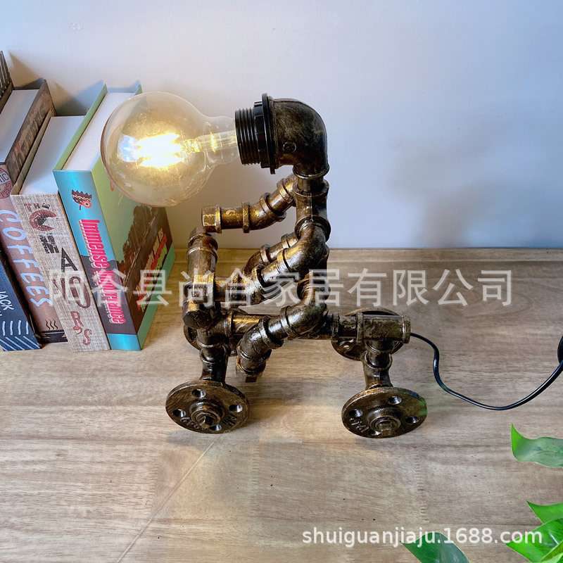美式个性创意铁管水管机器人工业风装饰酒吧咖啡厅复古水管台灯