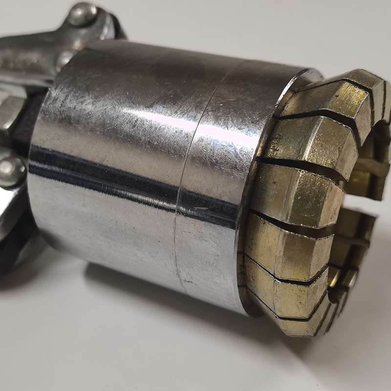 厂家供应200L升油桶盖封盖机铁桶手动封口机油桶封口钳压盖器机械