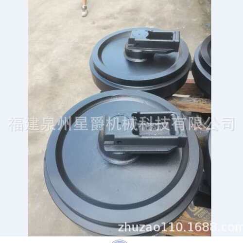 厦门 泉州 挖掘机四轮一带 斗齿 承重轮 驱动轮 引导轮 JCB220