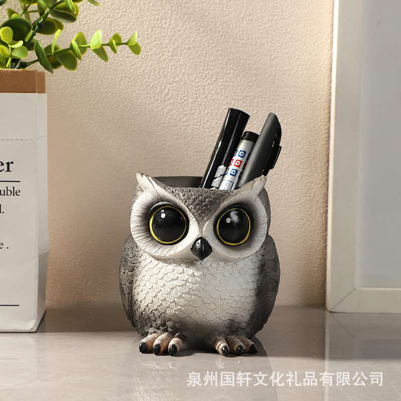 跨境新款仿真猫头鹰笔筒小动物创意树脂工艺品迷你摆件室内小摆件